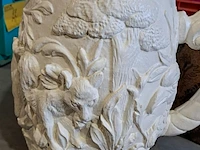 Lot 31 - decoratieve kruiken - 3 stuks - afbeelding 5 van  6