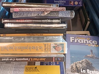 Lot 31 - dvd’s, video’s en boeken - afbeelding 1 van  4