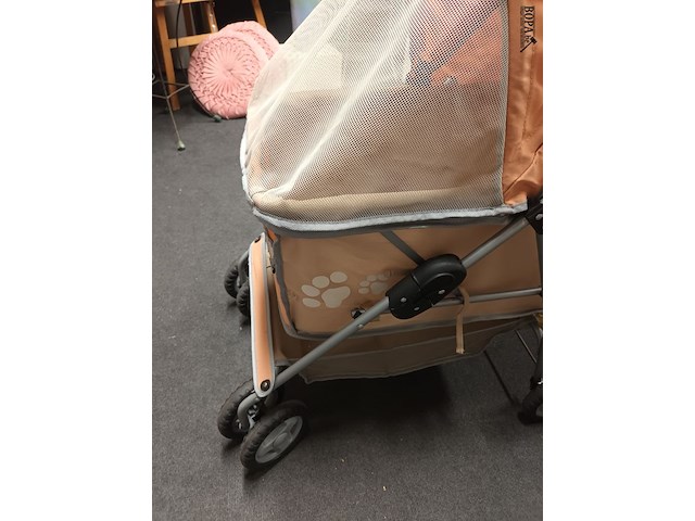 Lot 31 - hondenbuggy - afbeelding 3 van  5