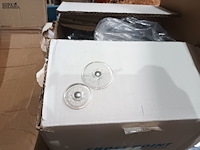 Lot 31 - kledij beveiliging - afbeelding 3 van  6