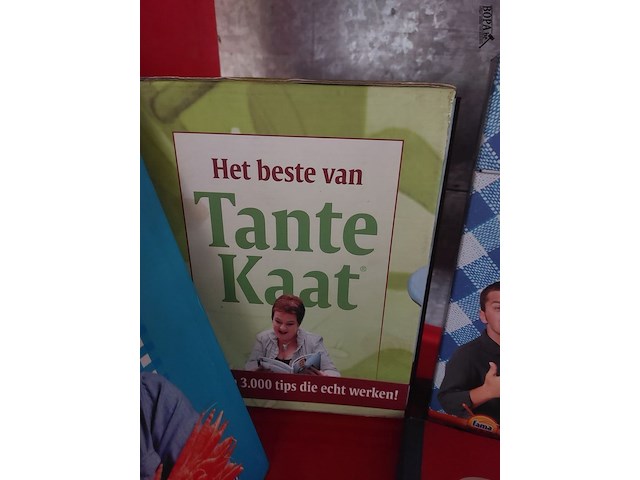 Lot 31 - kookboeken, piet, jeroen, jamie en peter ong. 8 stuks - afbeelding 3 van  5