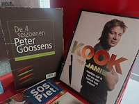 Lot 31 - kookboeken, piet, jeroen, jamie en peter ong. 8 stuks - afbeelding 5 van  5