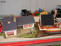 Lot 31 - lima galleria tunnel en huisjes - afbeelding 3 van  4