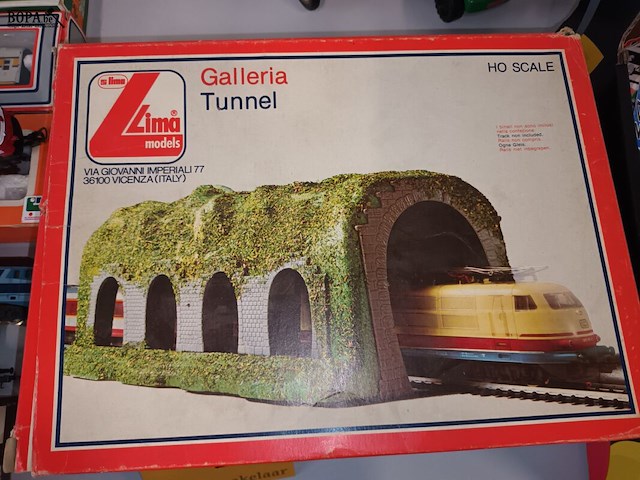 Lot 31 - lima galleria tunnel en huisjes - afbeelding 4 van  4