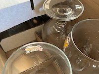 Lot 31 - lot bierglazen en portoglazen - afbeelding 5 van  8