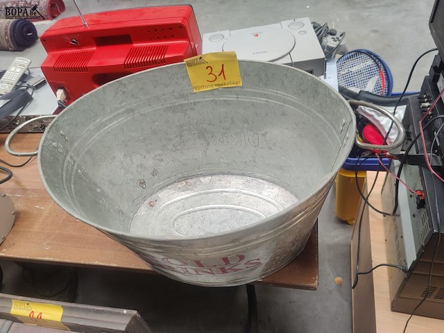 Lot 31 - metalen ijsemmer - afbeelding 2 van  2
