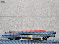 Lot 31 - palletstelling met 6 staanders - afbeelding 1 van  4