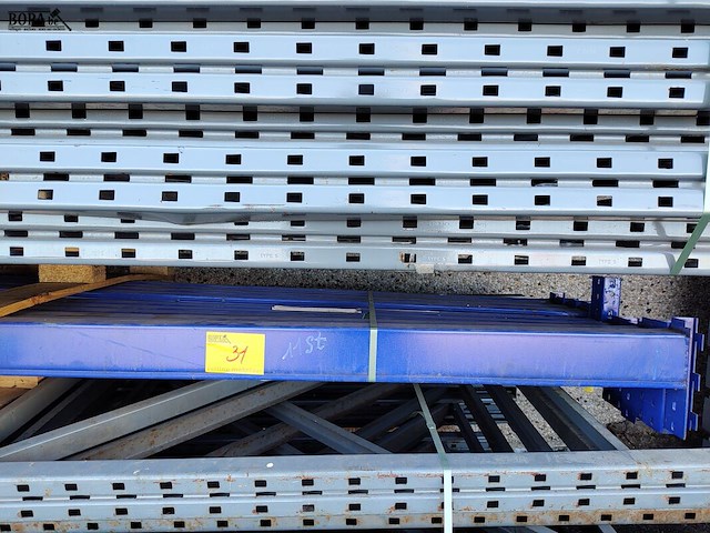 Lot 31 - palletstelling met 6 staanders - afbeelding 3 van  4