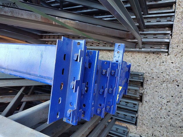 Lot 31 - palletstelling met 6 staanders - afbeelding 4 van  4