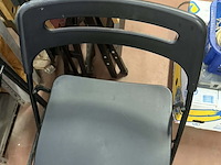 Lot 31 - plooistoelen en 1 hoog model 1m verstelbaar - afbeelding 3 van  3