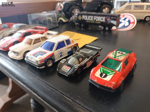 Lot 31 - rally wagens op schaal. 8 stuks - afbeelding 6 van  6
