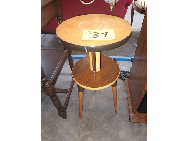 Lot 31 - retro plantenstaander - afbeelding 1 van  3