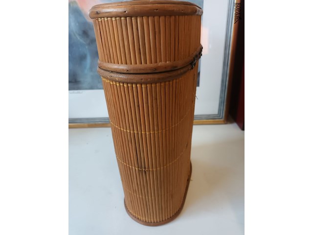 Lot 31 - rotan flessenkoffer - afbeelding 5 van  5