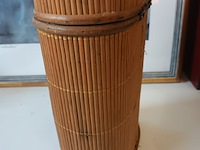 Lot 31 - rotan flessenkoffer - afbeelding 5 van  5