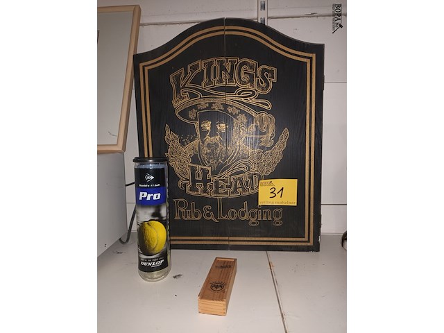 Lot 31 - sport en spel. 3 stuks - afbeelding 1 van  4