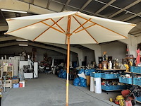 Lot 31 - terrasparasol - afbeelding 1 van  3