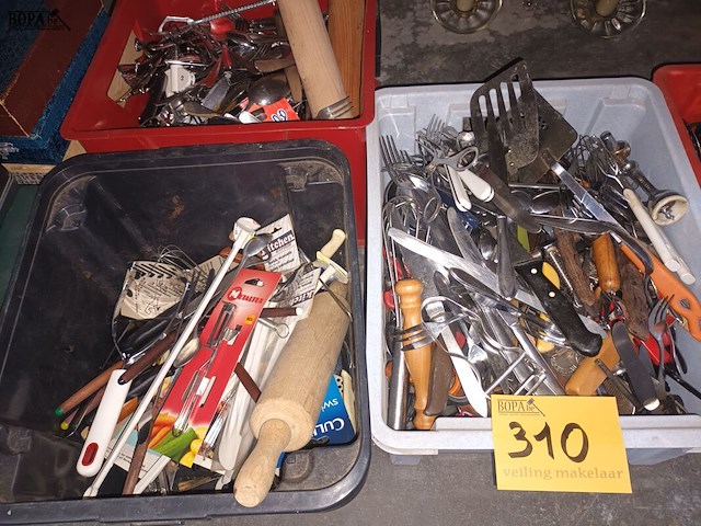 Lot 310 - groot lot bestek - afbeelding 3 van  5