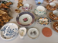 Lot 311 - decoratie. 47 stuks - afbeelding 4 van  9