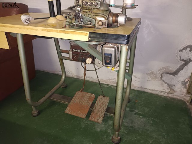 Lot 312 - industriële naaimachine pfaff - afbeelding 6 van  6