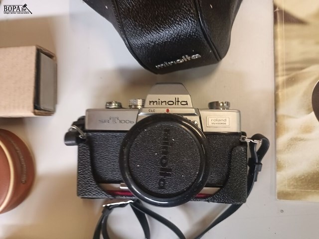 Lot 313 - fototoestellen en filmcamera’s. 10 stuks - afbeelding 9 van  9