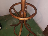 Lot 313 - staande kapstok - afbeelding 3 van  3