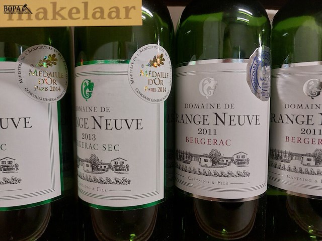 Lot 313 - wijnkist met lege flessen - afbeelding 2 van  2