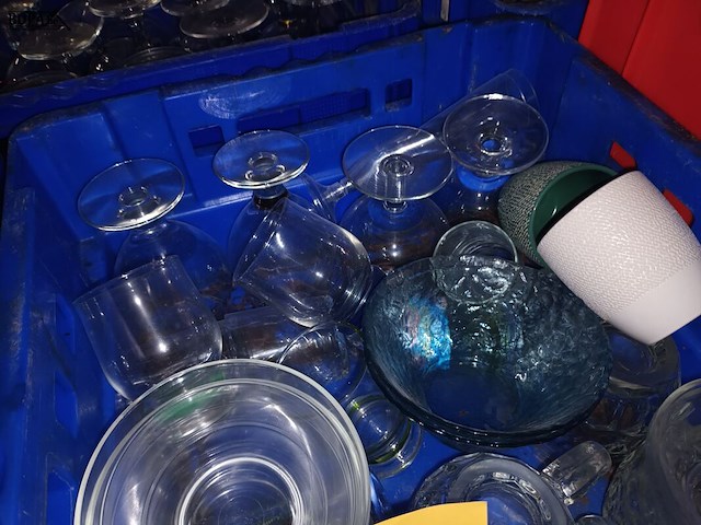 Lot 314 - glazen en glaswerk - afbeelding 2 van  3