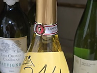 Lot 314 - witte wijnen 7 flessen - afbeelding 5 van  7