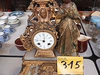 Lot 315 - antieke klok - afbeelding 1 van  5