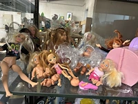 Lot 315 - lot barbie en my little pony - afbeelding 3 van  3