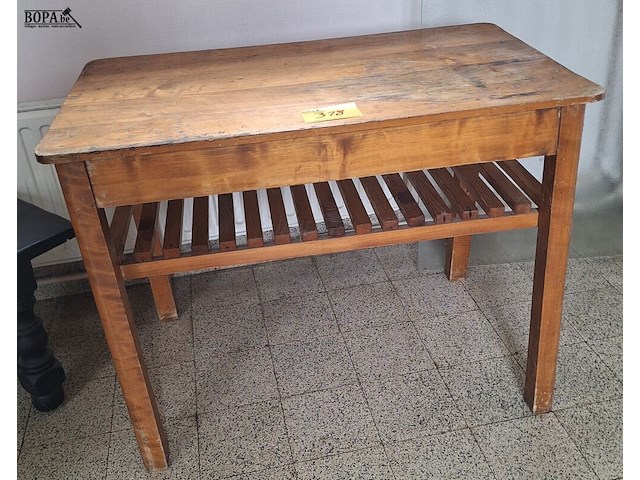 Lot 318 - keukentafel - afbeelding 2 van  2