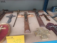 Lot 318 - kruisbeelden. 12 stuks - afbeelding 4 van  4