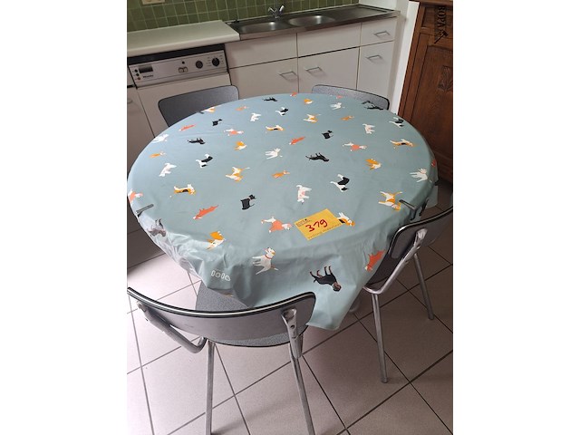 Lot 319 - ronde keukentafel met 4 stoelen - afbeelding 1 van  4