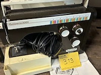 Lot 319 - vintage naaimachine husqvarna 2000
