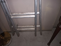 Lot 32 - aluminium ladder - afbeelding 2 van  2