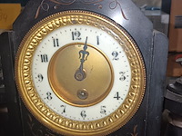 Lot 32 - antieke tafelklok - afbeelding 4 van  4