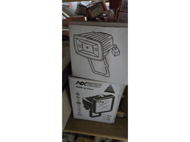 Lot 32 - buitenverlichting 7 stuks - afbeelding 4 van  5