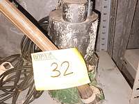 Lot 32 - dompelpomp - afbeelding 1 van  3
