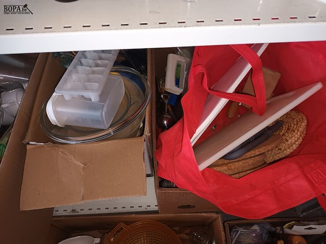 Lot 32 - groot lot huisraad - afbeelding 3 van  6