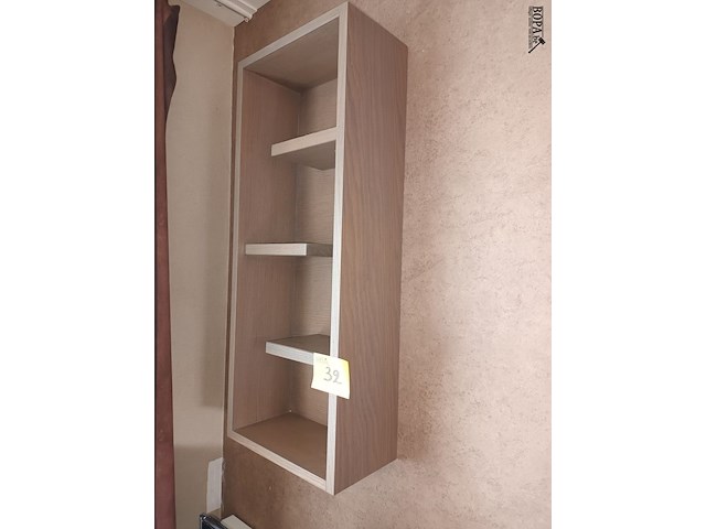 Lot 32 - hangkastje - afbeelding 2 van  2