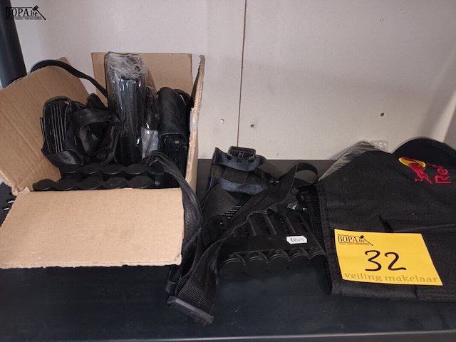 Lot 32 - horeca portefeuilles. 9 stuks - afbeelding 1 van  3