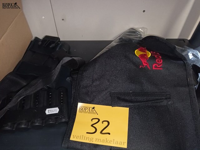 Lot 32 - horeca portefeuilles. 9 stuks - afbeelding 2 van  3