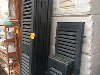 Lot 32 - houten luiken voor ramen - afbeelding 2 van  5