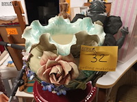 Lot 32 - italiaanse cache-pot - afbeelding 1 van  5
