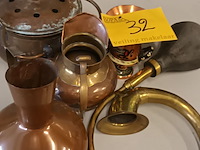 Lot 32 - koperen deco. 5 stuks - afbeelding 1 van  5