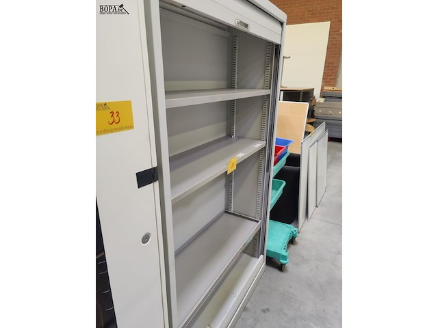 Lot 32 - metalen dossierkast - afbeelding 3 van  3