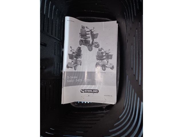 Lot 32 - scootmobiel - afbeelding 2 van  11