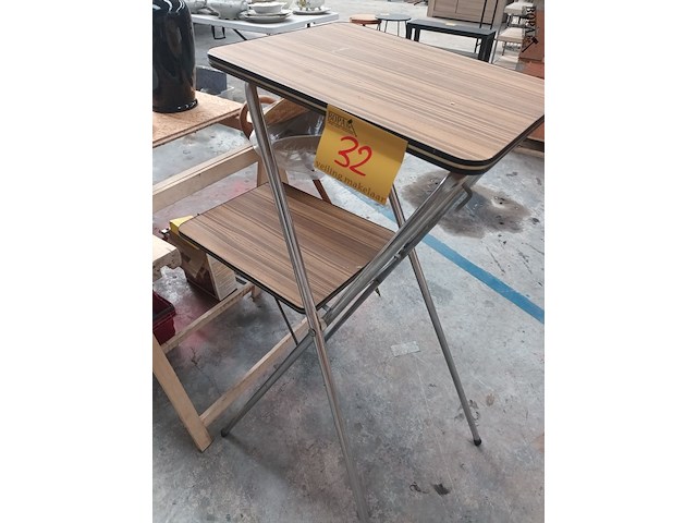 Lot 32 - standaard voor diaprojector - afbeelding 1 van  3