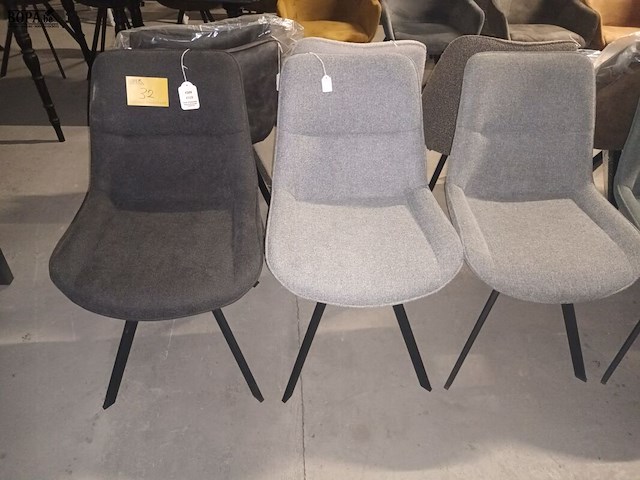 Lot 32 - stoel amsterdam. 3 stuks - afbeelding 1 van  6