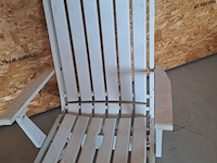 Lot 32 - vintage tuinset wit: plastiek en hout - afbeelding 4 van  6
